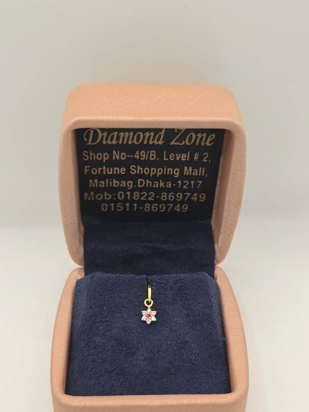 DIAMOND LOCKET