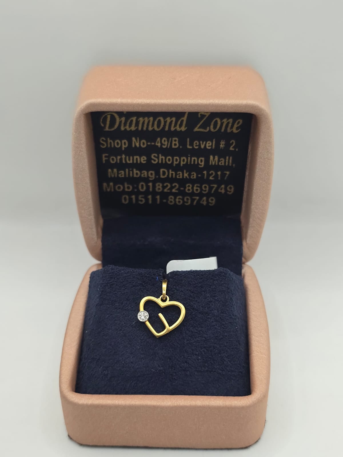 DIAMOND LOCKET