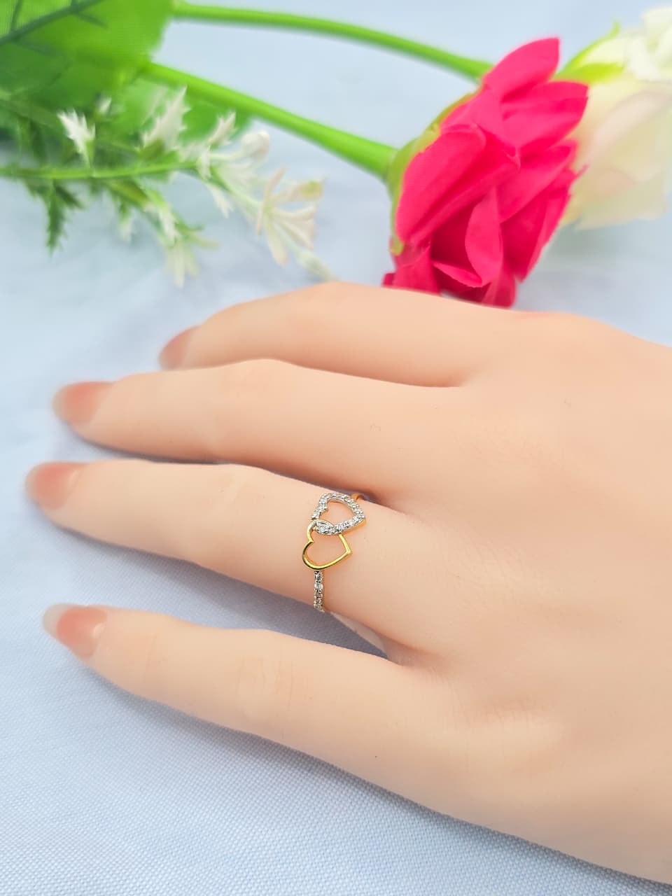 DIAMOND RING