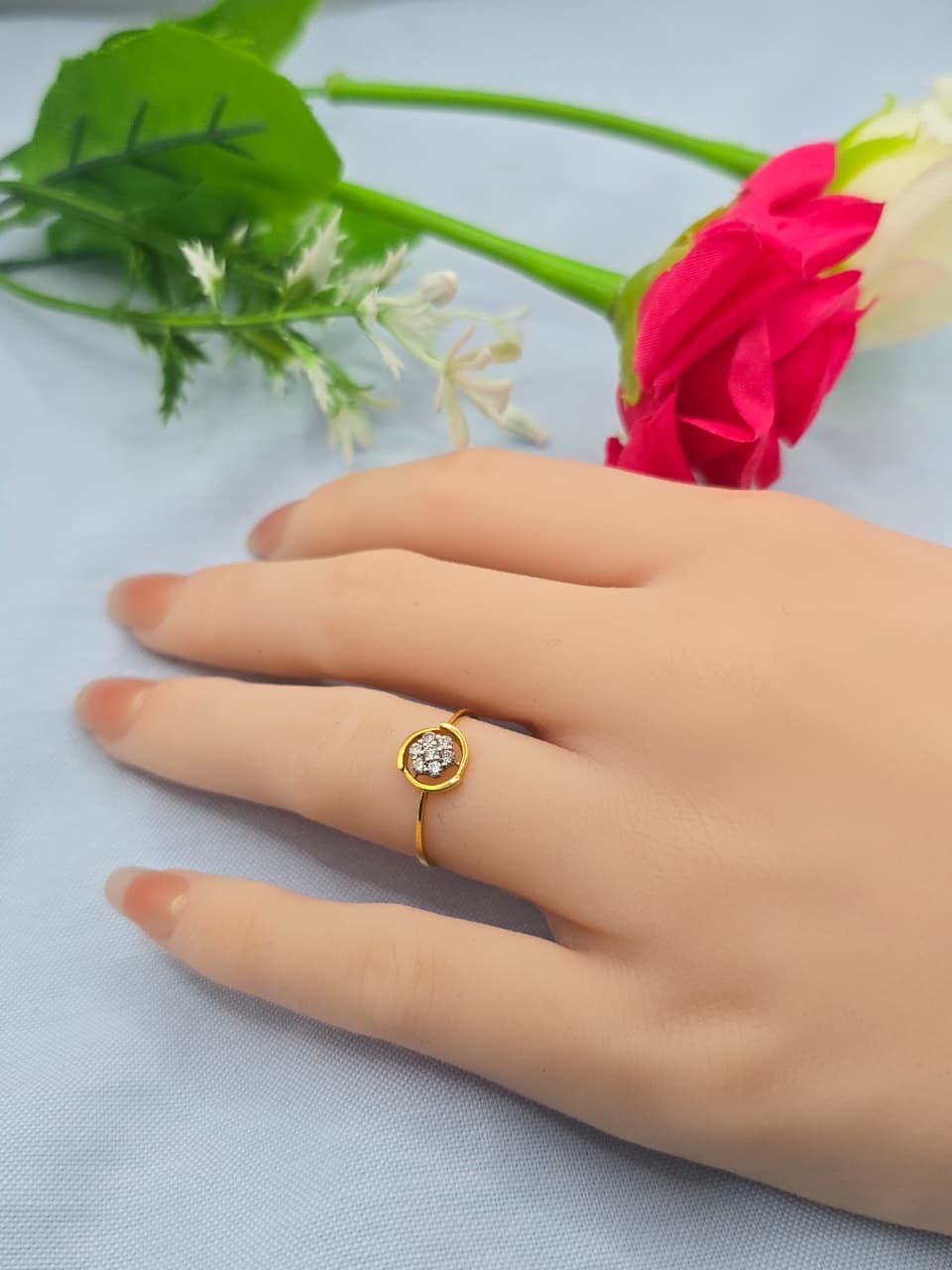 DIAMOND RING
