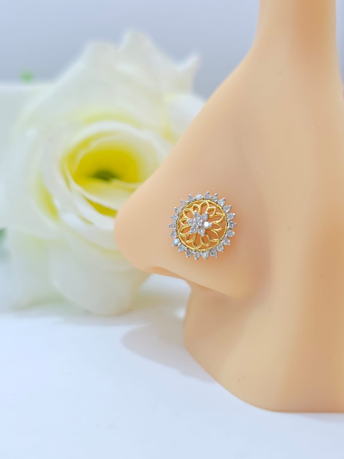 DIAMOND NOSEPIN